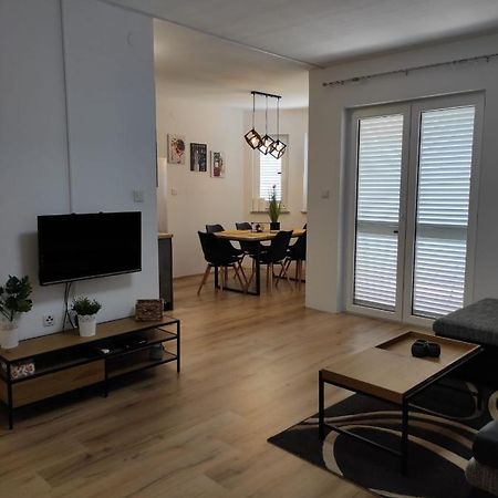 Apartman Branimir Novalja Luaran gambar