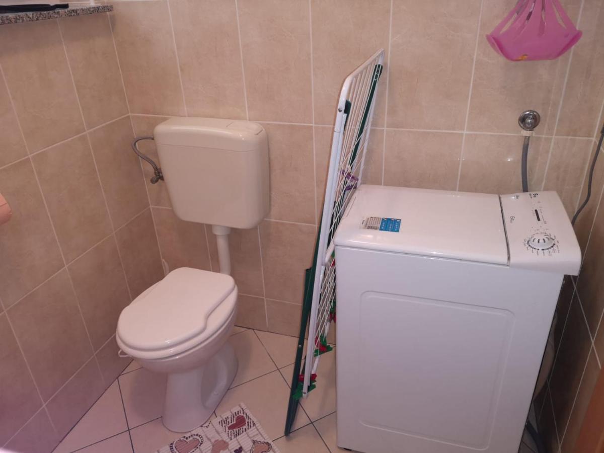 Apartman Branimir Novalja Luaran gambar